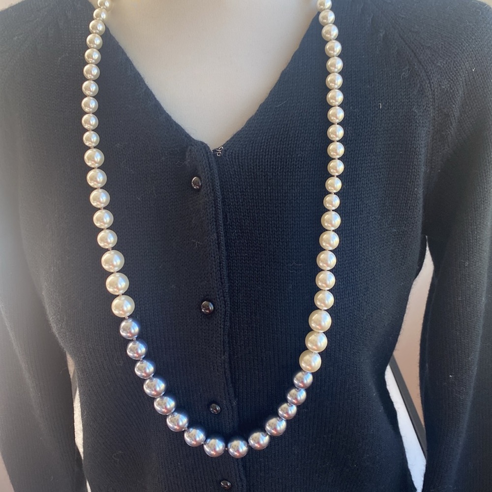 Kenneth Jay Lane KJL Two Tone Graduated Faux Pearl Necklace